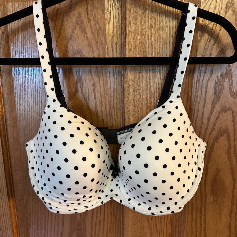 Victoria's Secret Lined Demi White/Black Polka Dot Underwire Bra.  Size 36DDD.